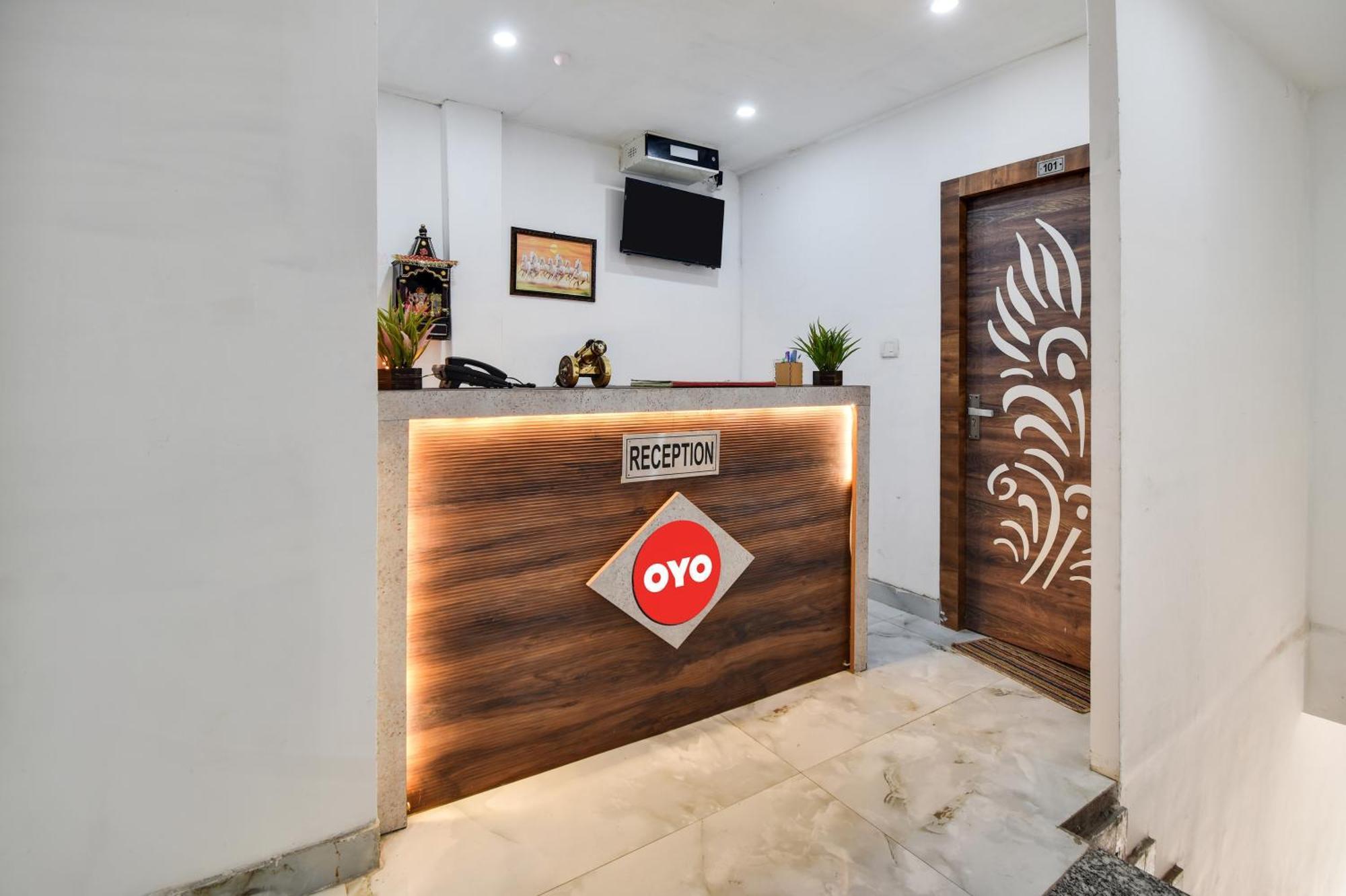Hotel O Golden King Guest House New Delhi Exterior photo